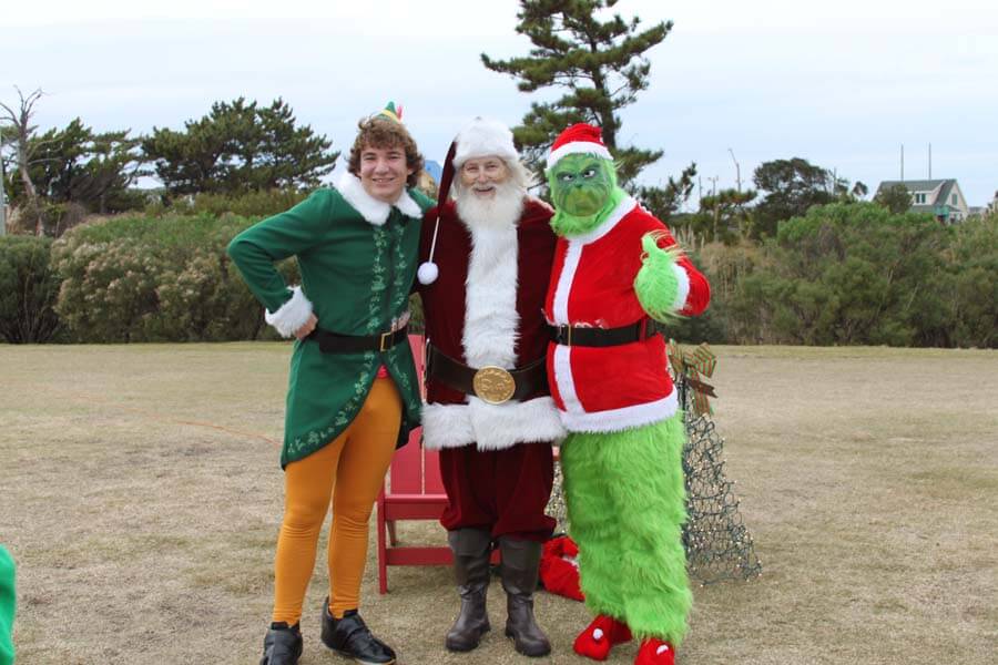 Santa with Elf and Grinch